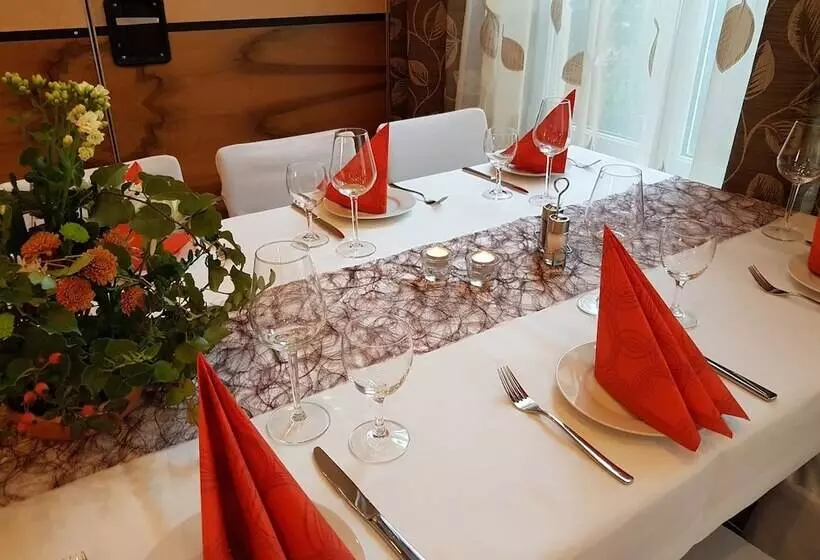 ホテル Zum Weissen Ross