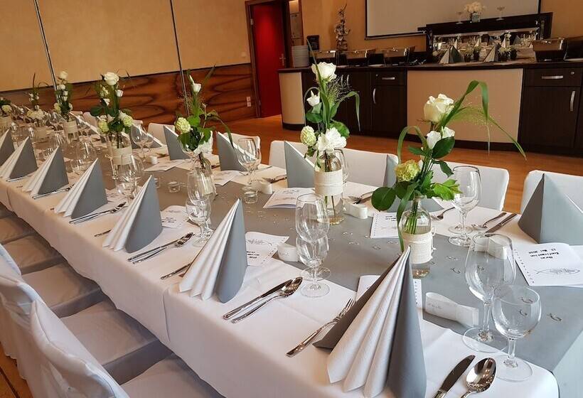 בית מלון כפרי Zum Weissen Ross