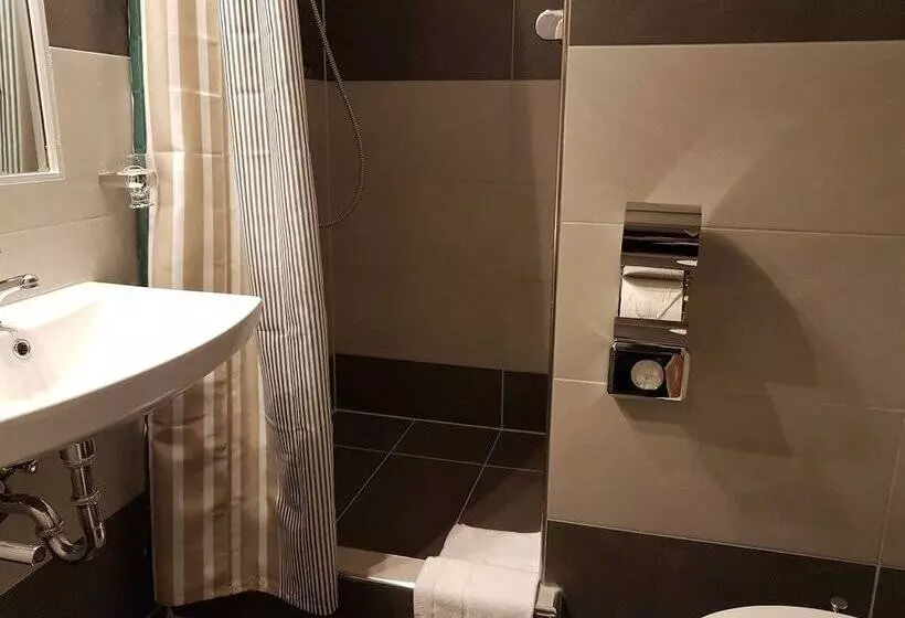 ホテル Zum Weissen Ross