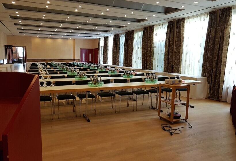 בית מלון כפרי Zum Weissen Ross