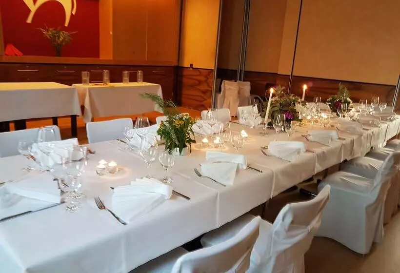 ホテル Zum Weissen Ross