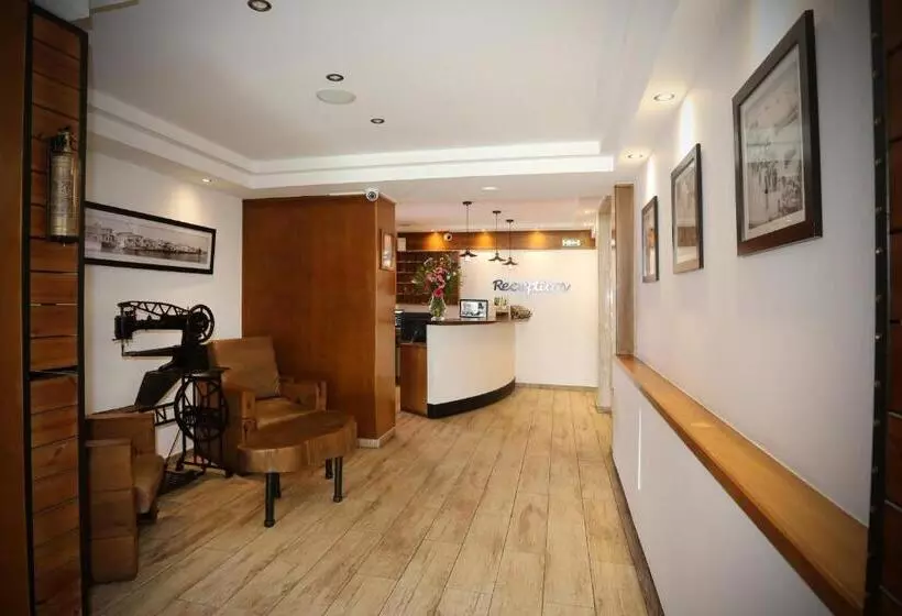 Pier Beach Hotel Apartments