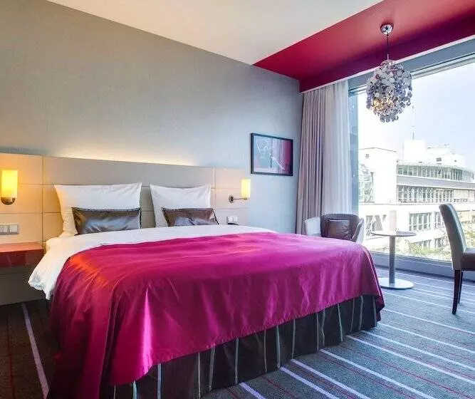 Radisson Blu Media Harbour Hotel, Düsseldorf