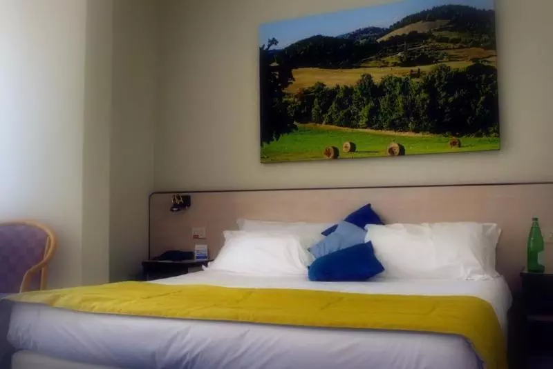 ホテル Ristorante Alcide