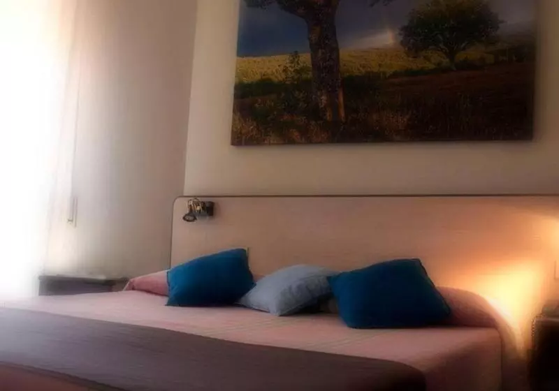 ホテル Ristorante Alcide