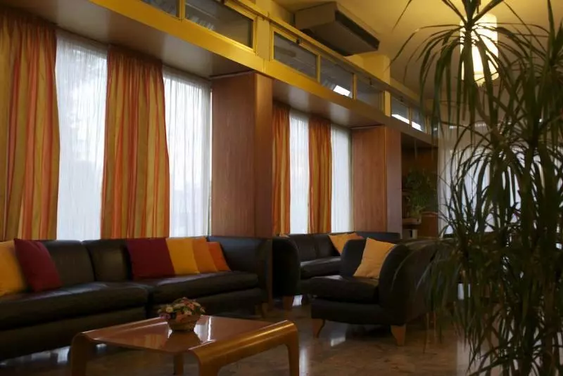 ホテル Ristorante Alcide