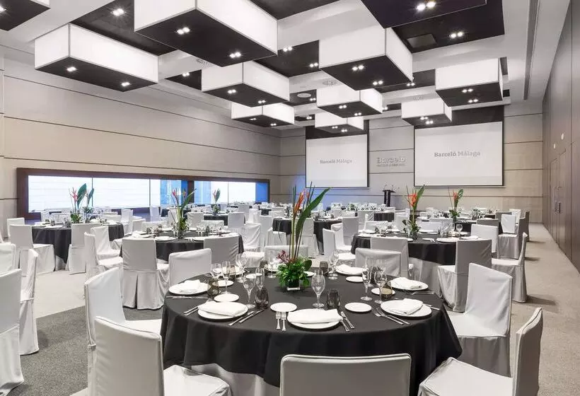 ホテル Barcelo Malaga