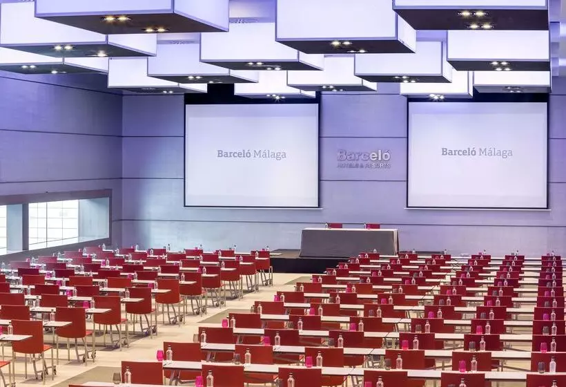 ホテル Barcelo Malaga