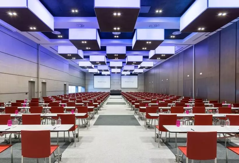 ホテル Barcelo Malaga