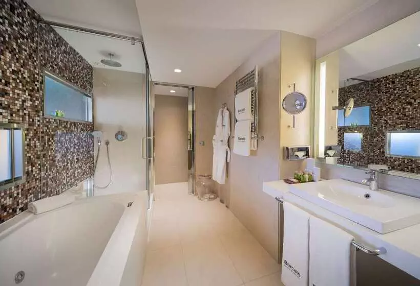 ホテル Barcelo Malaga