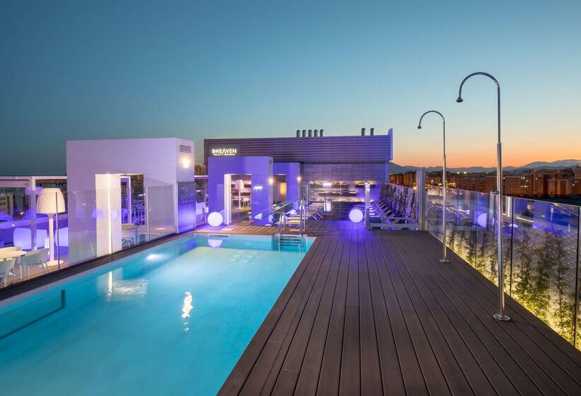 ホテル Barcelo Malaga