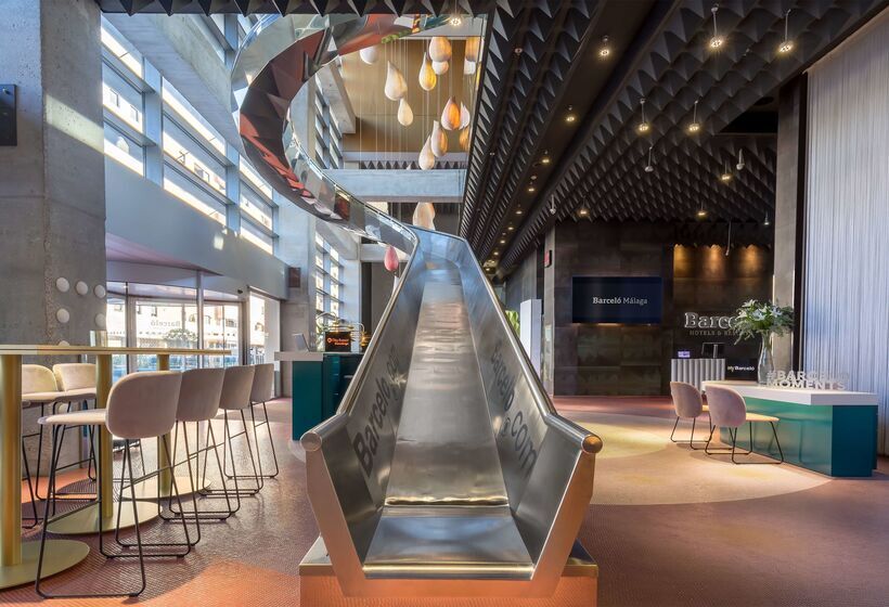 ホテル Barcelo Malaga