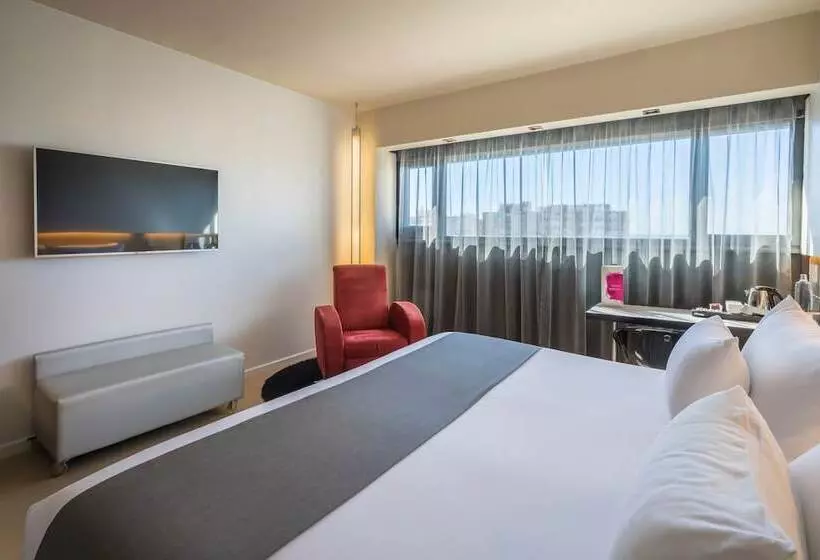 ホテル Barcelo Malaga