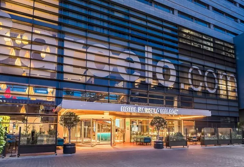 ホテル Barcelo Malaga
