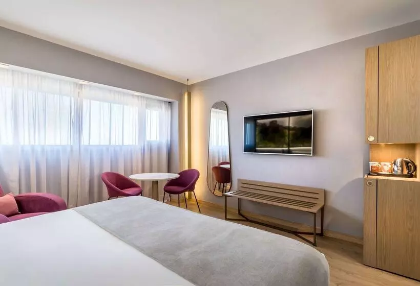 ホテル Barcelo Malaga