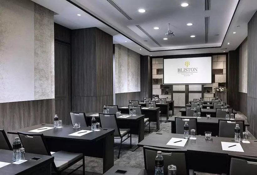 Hotel Bliston Suwan Park View