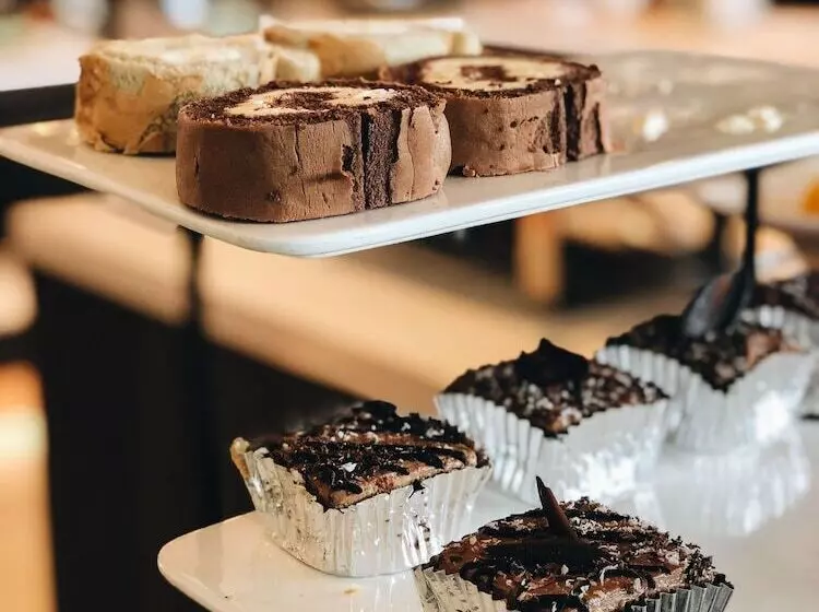 Hotel Bliston Suwan Park View