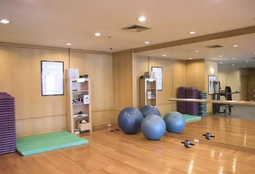 Hotel Bliston Suwan Park View