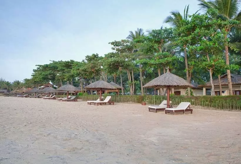 هتل Blue Ocean Resort