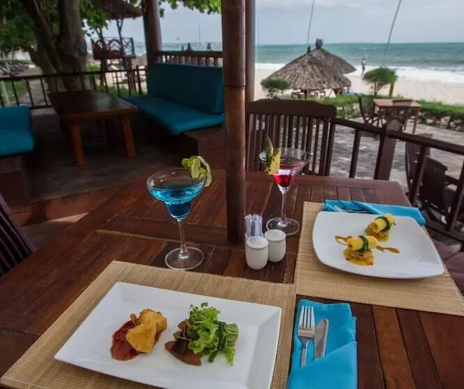 هتل Blue Ocean Resort