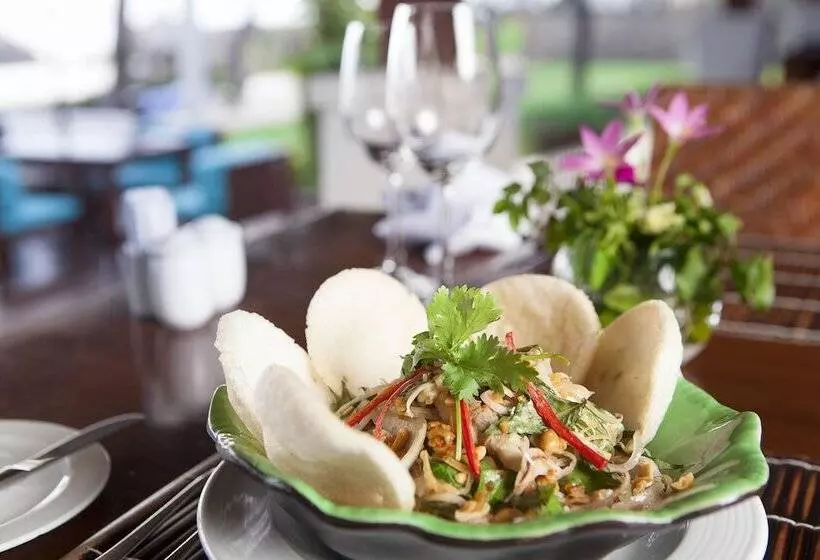 هتل Blue Ocean Resort