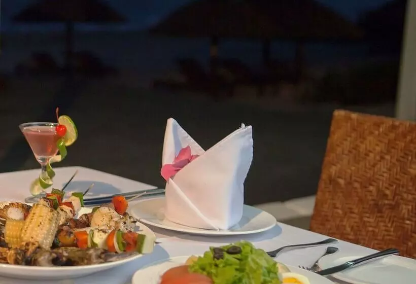 هتل Blue Ocean Resort