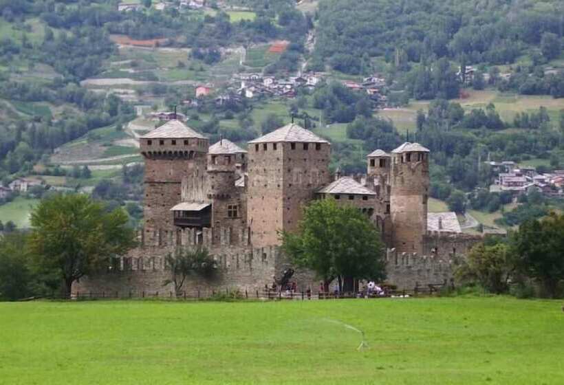 酒店 Express Aosta East