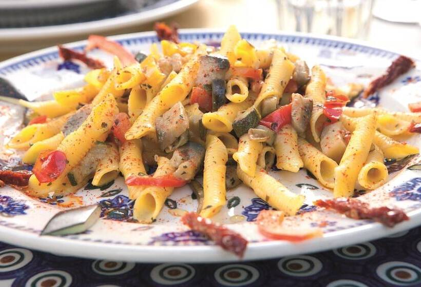 فندق Monsignor Della Casa Country Resort & Spa