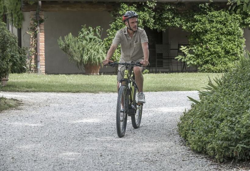 فندق Monsignor Della Casa Country Resort & Spa