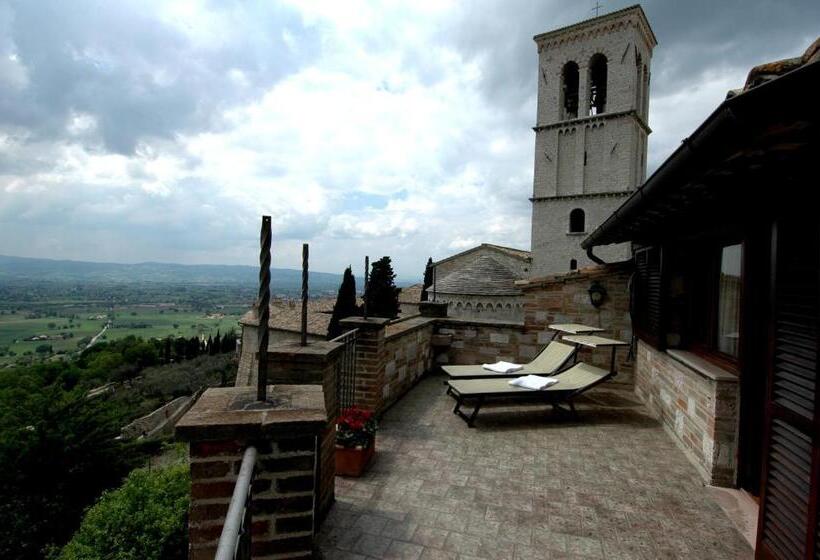 فندق Residenza D Epoca San Crispino