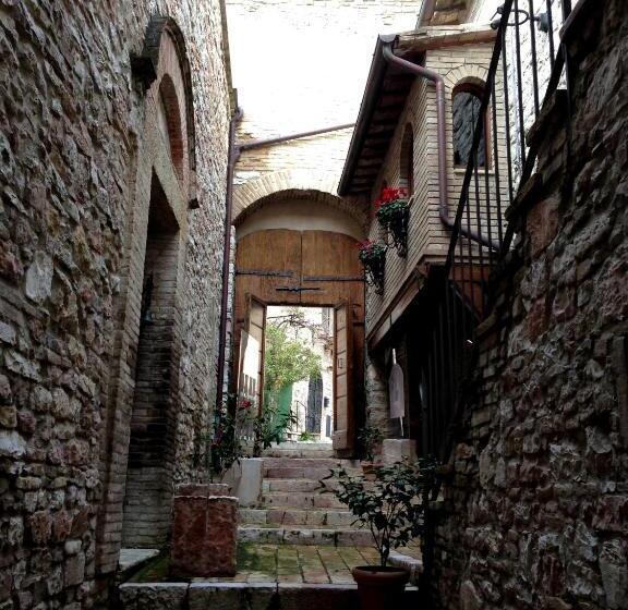 فندق Residenza D Epoca San Crispino