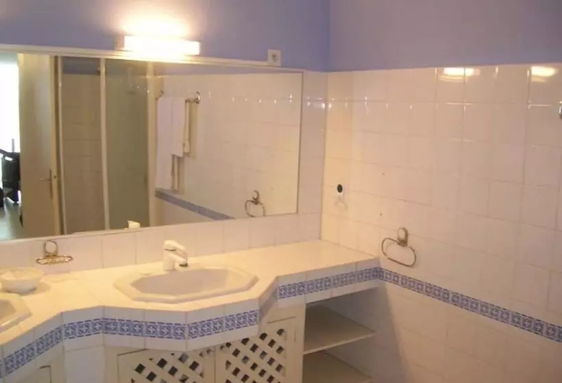 هتل Résidence Saint Jacques Bord De Mer