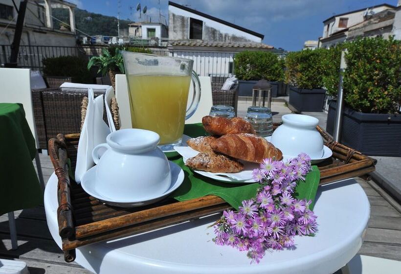 ホテル Sorrento City