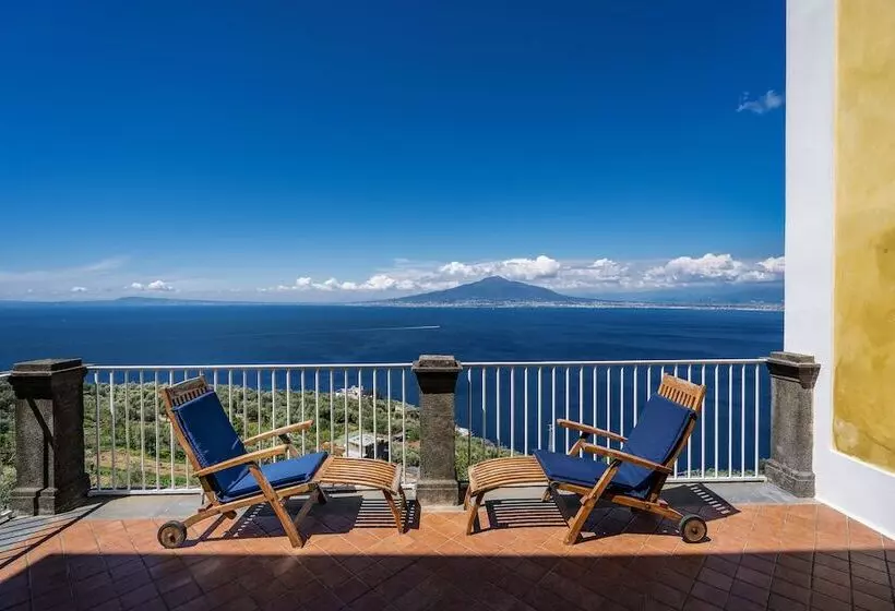 فندق Torre Barbara