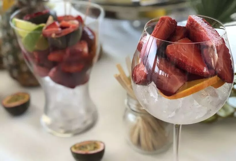 בית מלון כפרי Venus Sea Garden