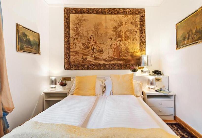 בית מלון כפרי Villa Pambuffetti