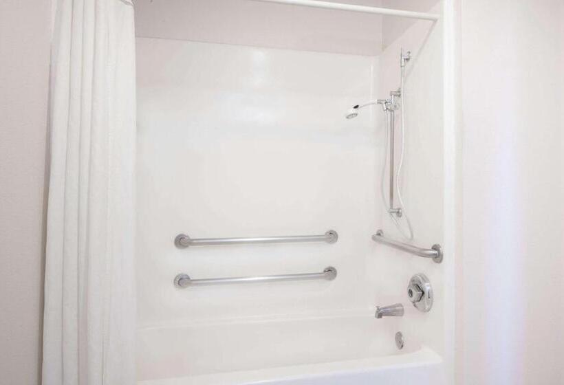 هتل Hawthorn Suites By Wyndham Albuquerque