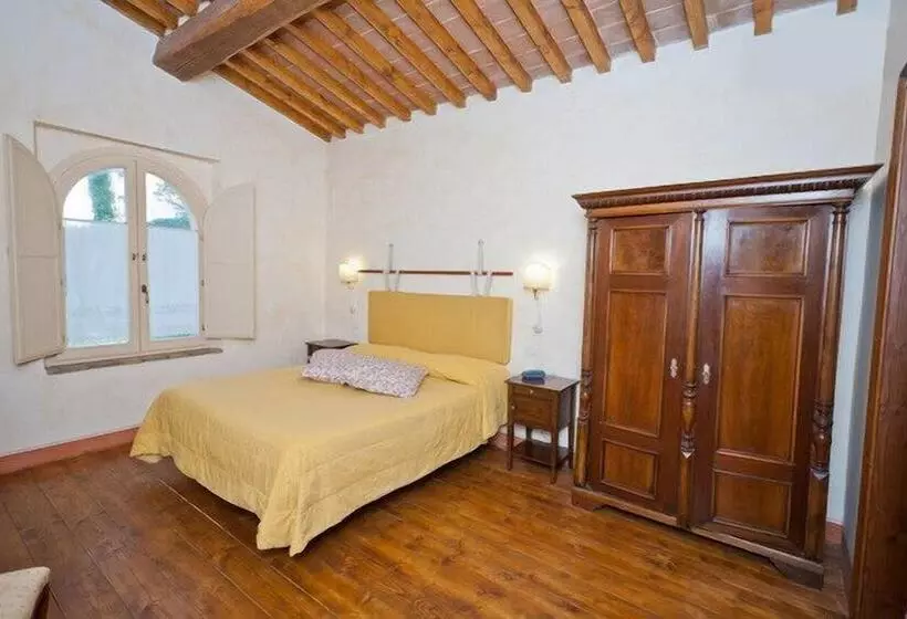 Hotelli La Locanda Del Borgo