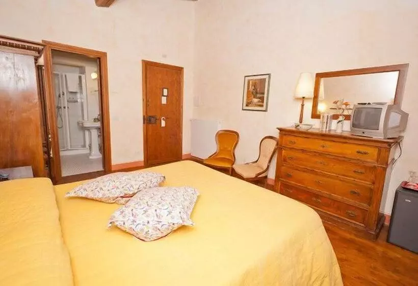 Hotelli La Locanda Del Borgo