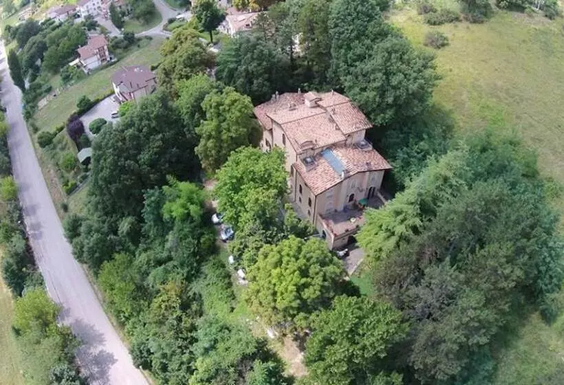 Hotelli La Locanda Del Borgo