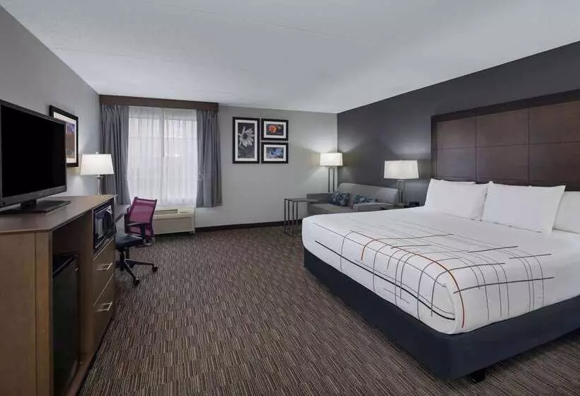 Отель La Quinta By Wyndham Atlanta Douglasville