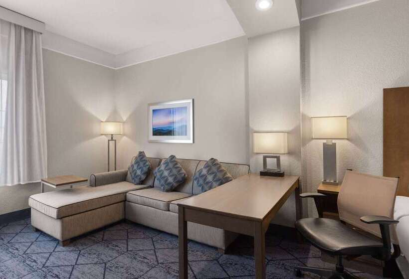 בית מלון כפרי La Quinta Inn And Suites By Wyndham At Watiki Waterpark