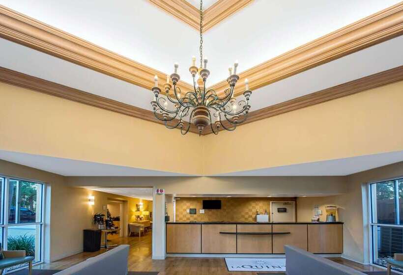 호텔 La Quinta By Wyndham West Palm Beach Airport