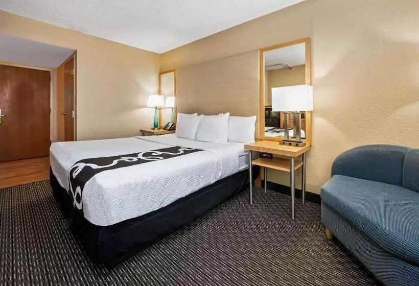 Отель La Quinta By Wyndham West Palm Beach Airport