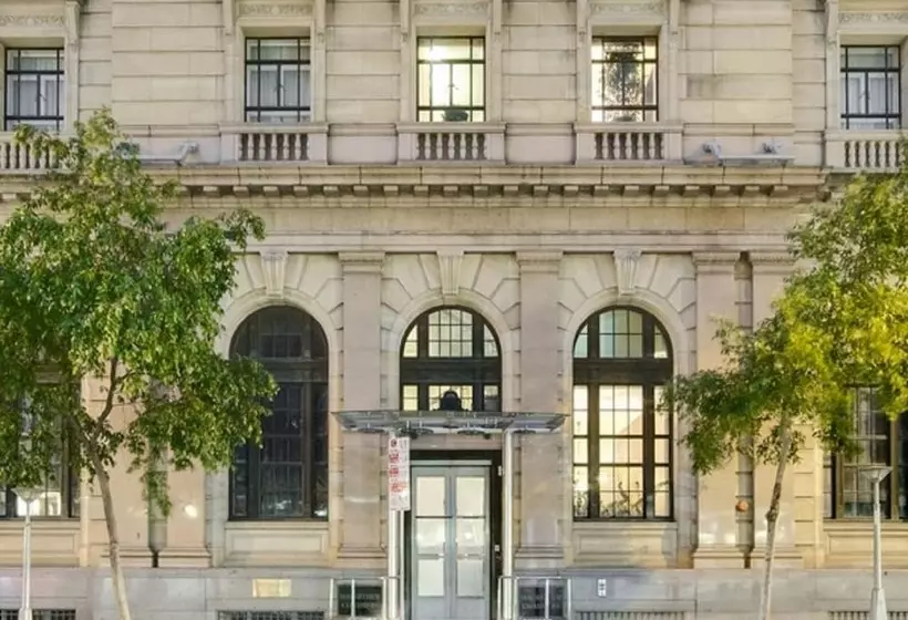 Отель Macarthur Chambers