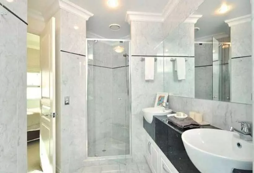 Отель Macarthur Chambers