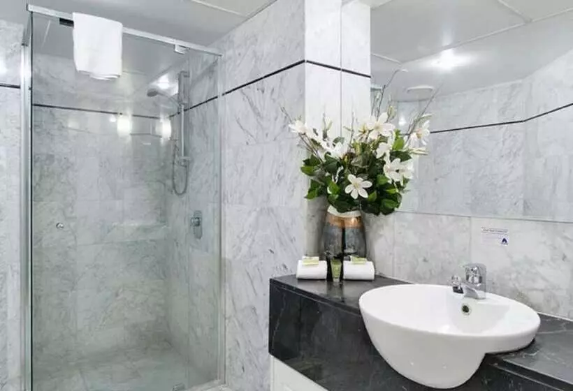 Отель Macarthur Chambers