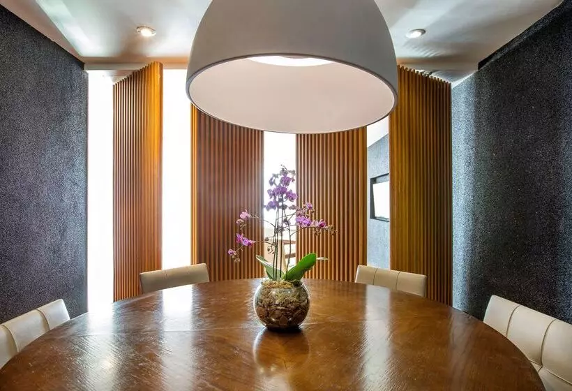 هتل Melia Brasil 21