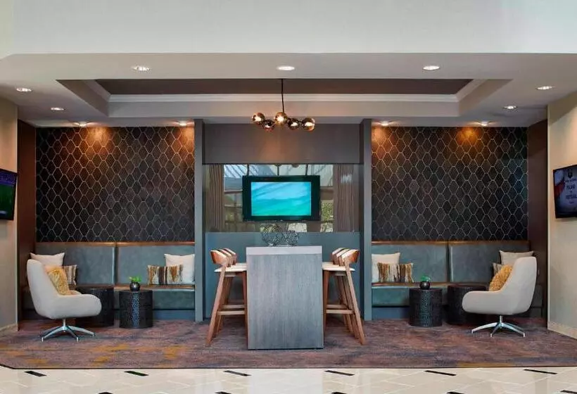 هتل Minneapolis Marriott West