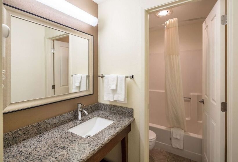 فندق Quality Inn & Suites Coeur d'Alene